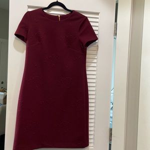 Calvin Klein Women's Maroon Floral Round Neck Back Zip Shift Dress Size 8